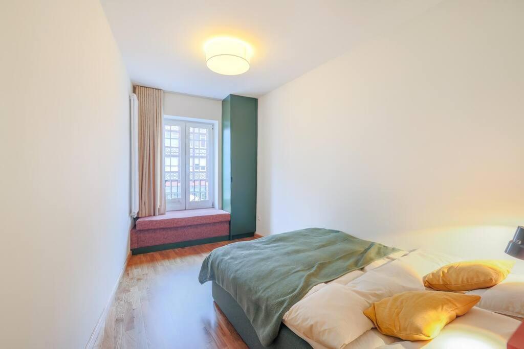 Cityscape Haven: Urban Retreat Gdansk Bagian luar foto